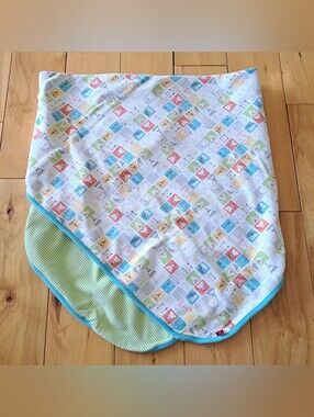 ZUTANO BABY BLANKET Reversibel Southwestern design 100% Cotton 29.5" X 34.5"